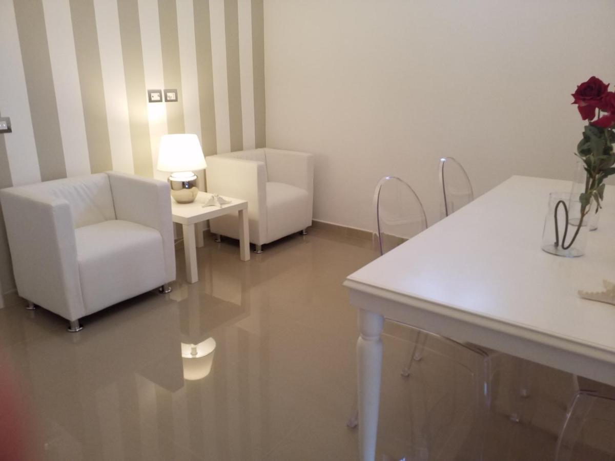 Mediterranean Apartments 卡普多兰多 外观 照片