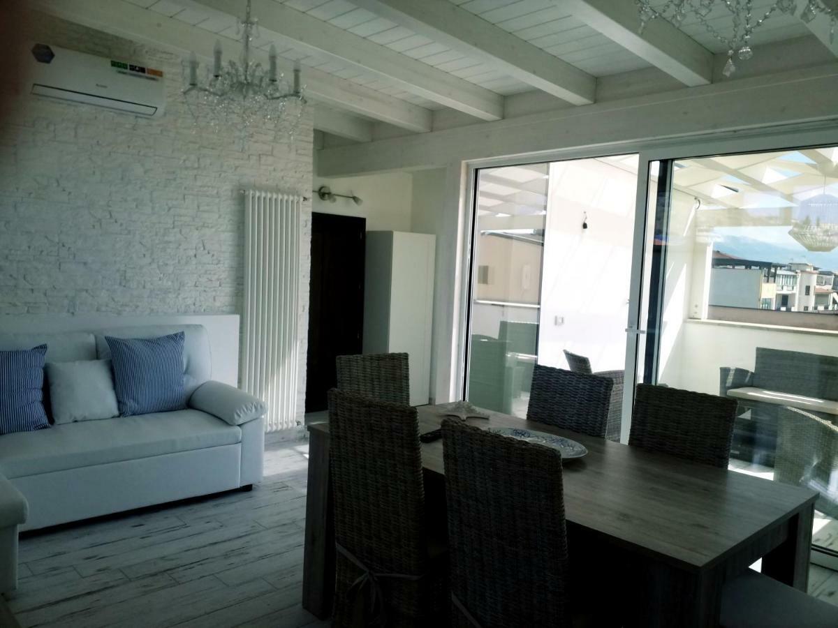 Mediterranean Apartments 卡普多兰多 外观 照片